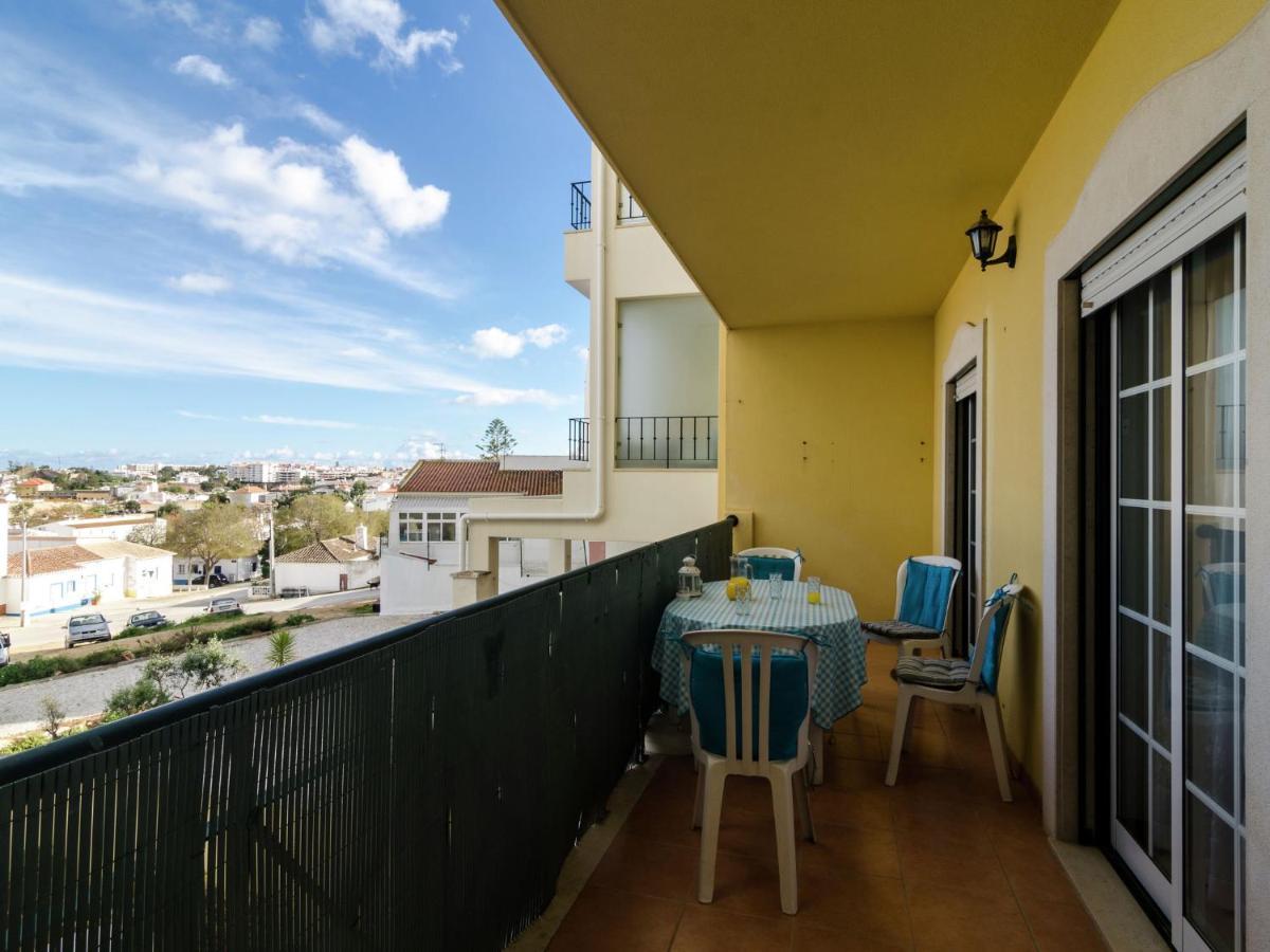 This Warm And Comfortable Apartment 拉哥斯 客房 照片